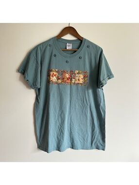 Gildan Blue Cotton T-Shirt Floral Strawberry Patchwork Buttons Size Large